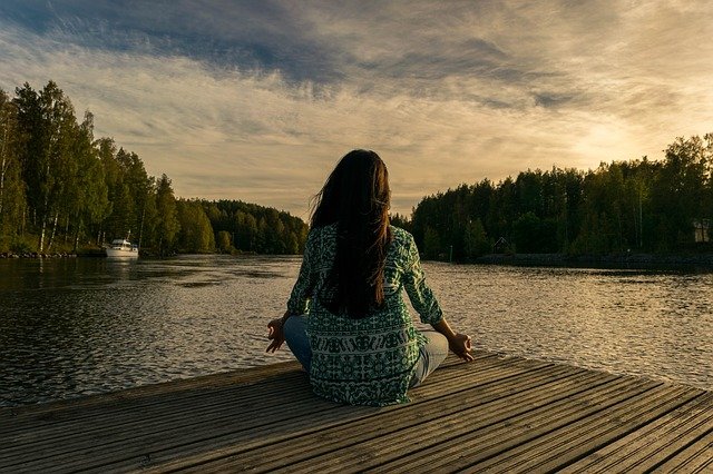 Meditation through movement with Laura Cavin